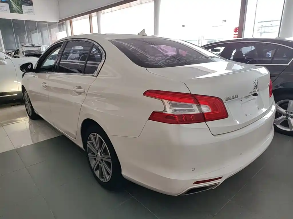 Peugeot 408 — миниатюра 5