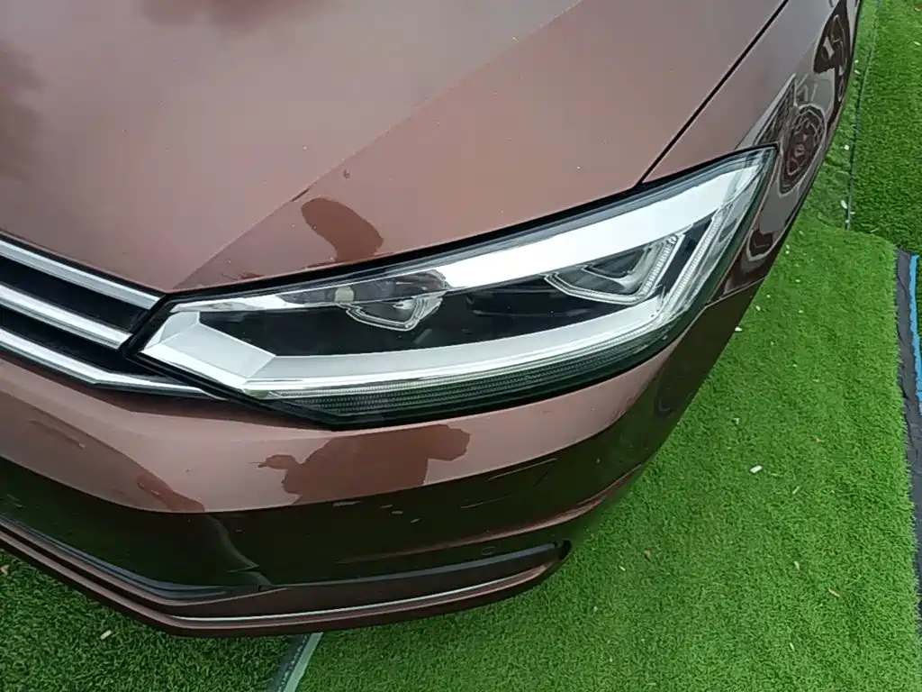 Volkswagen Touran — миниатюра 24