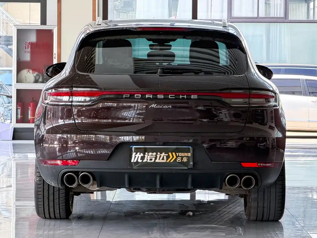 Porsche Macan — миниатюра 4