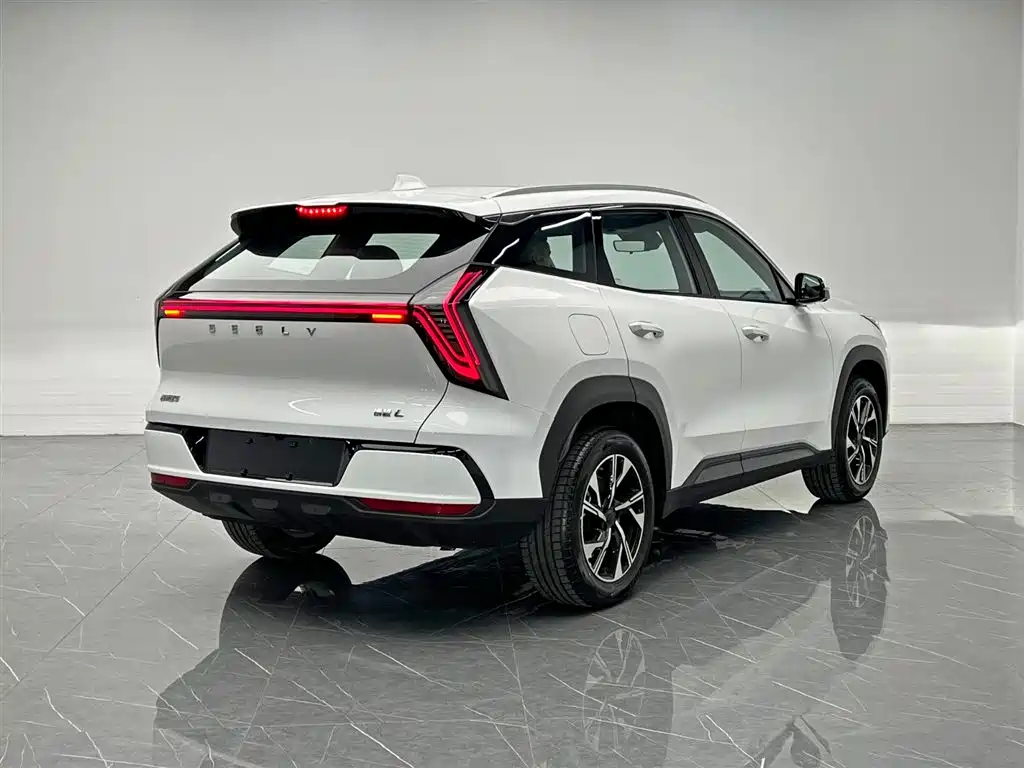 Geely Boyue L L 2025 1.5TD DCT