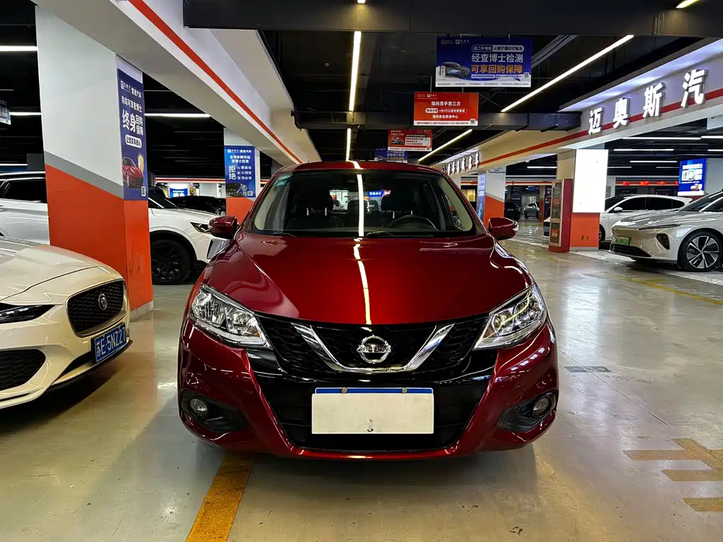 Nissan Tiida — миниатюра 2