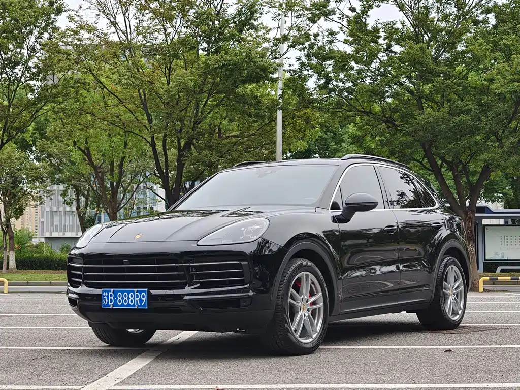 Porsche Cayenne — миниатюра 3