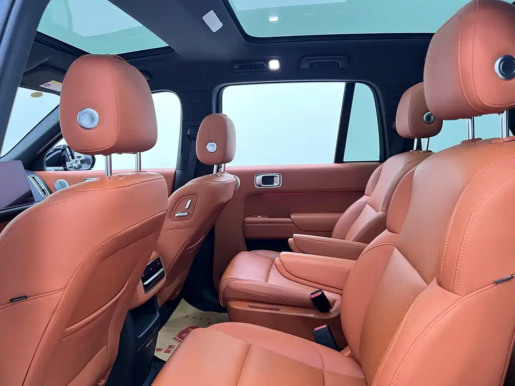 Li Auto Li L8 — миниатюра 12
