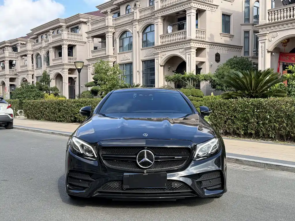 Mercedes-Benz E-Class AMG — миниатюра 2