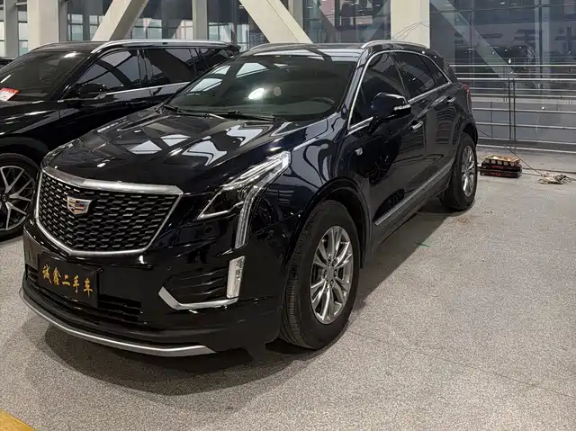 CADILLAC XT5