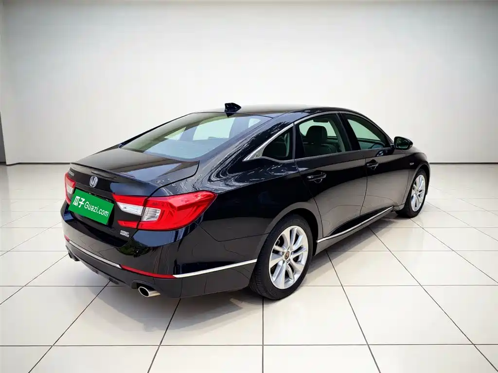 Honda Accord 2018 260TURBO Luxury V