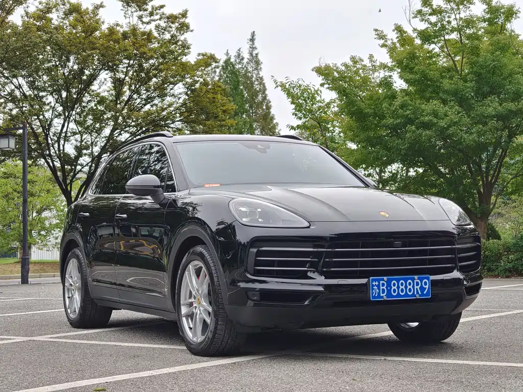 Porsche Cayenne — миниатюра 4