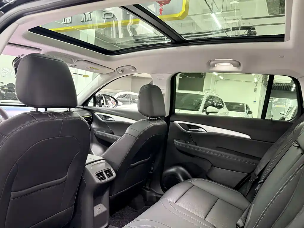 Buick Envision Plus — миниатюра 21