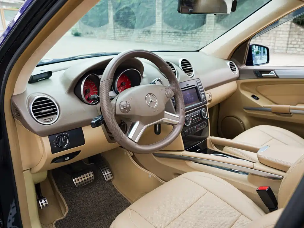 Mercedes-Benz M-Class AMG — миниатюра 13