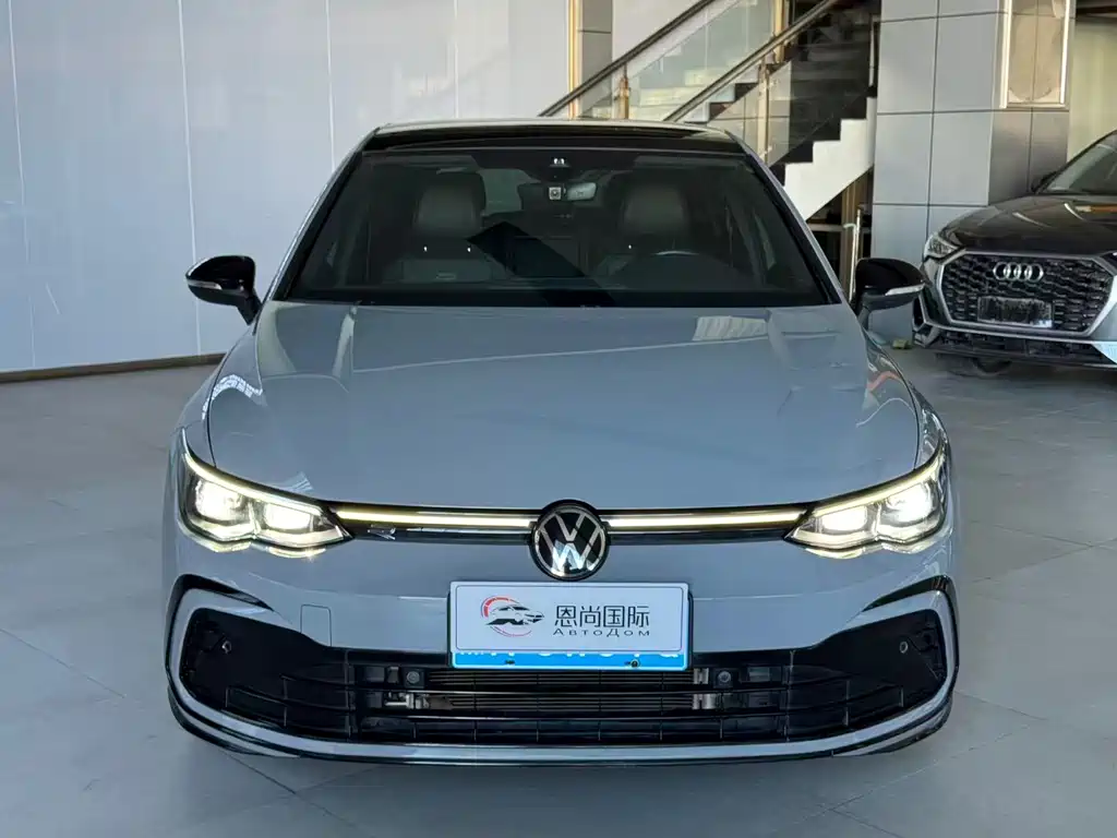 Volkswagen Golf — миниатюра 2