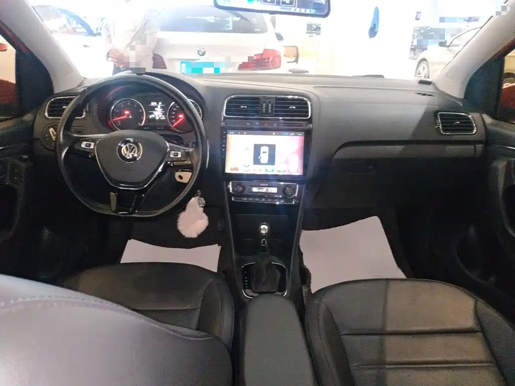 Volkswagen Polo — миниатюра 10