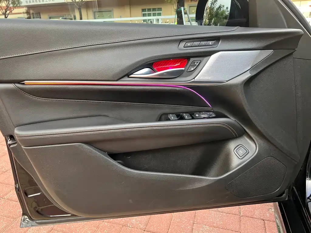 Cadillac CT4 — миниатюра 19