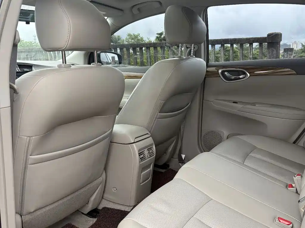 Nissan Sylphy — миниатюра 6