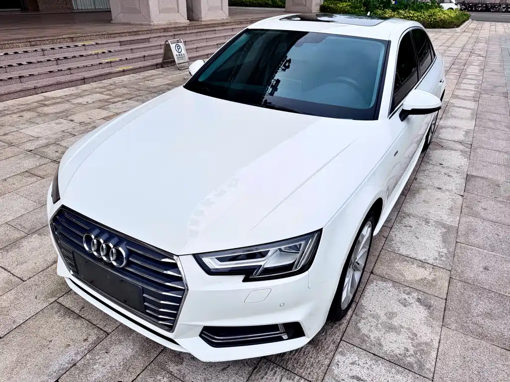 Audi A4L 2017