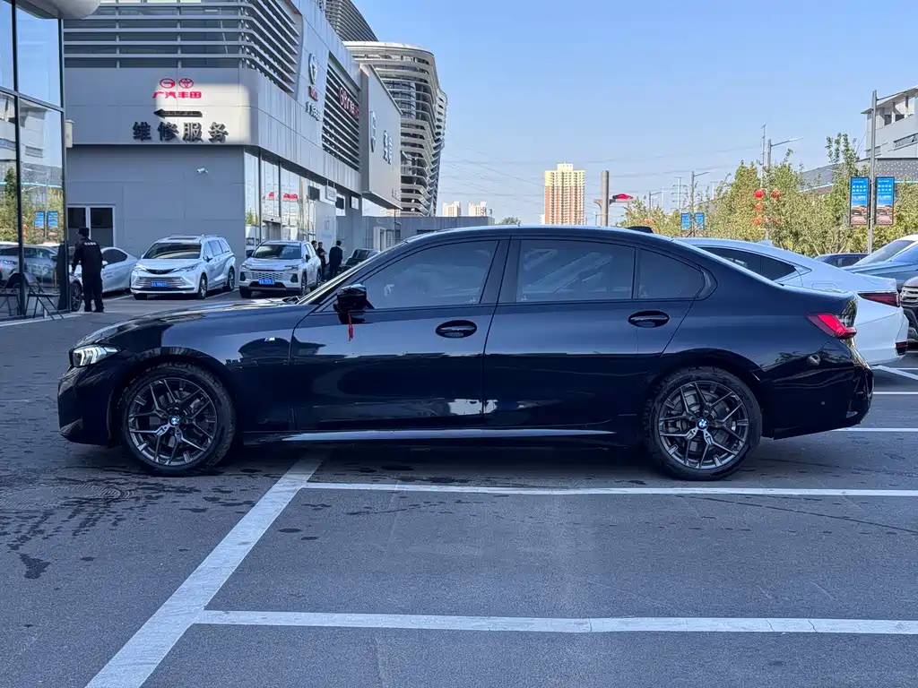 BMW 3 Series — миниатюра 4