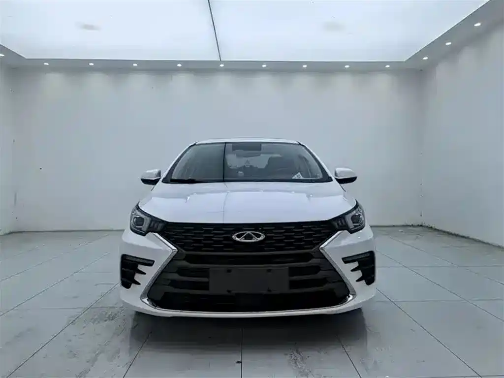 Chery 5 PLUS 2021 AI 1.5L CVT PLUS