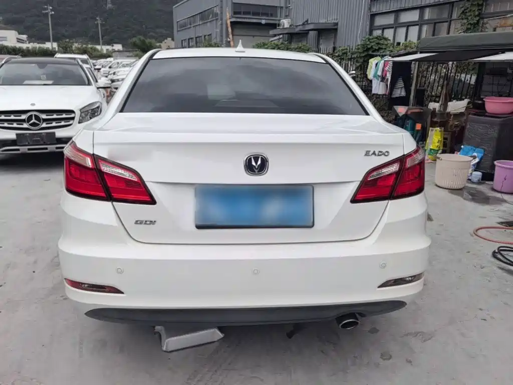 Changan Eado — миниатюра 6