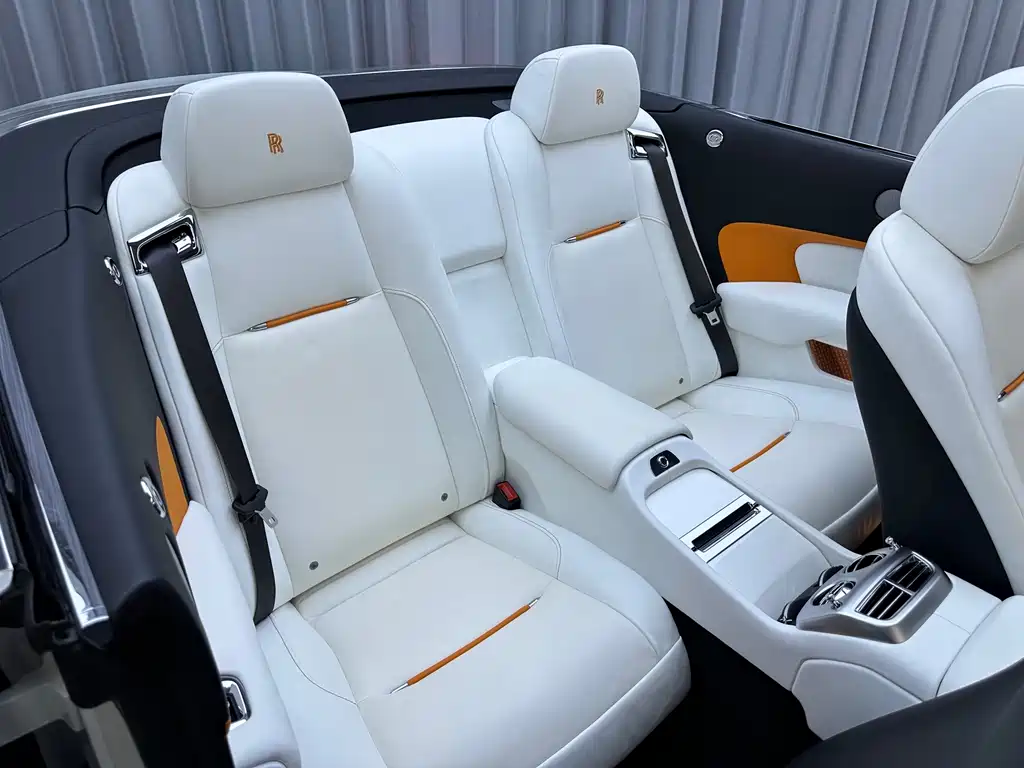 Rolls-Royce Dawn — миниатюра 26