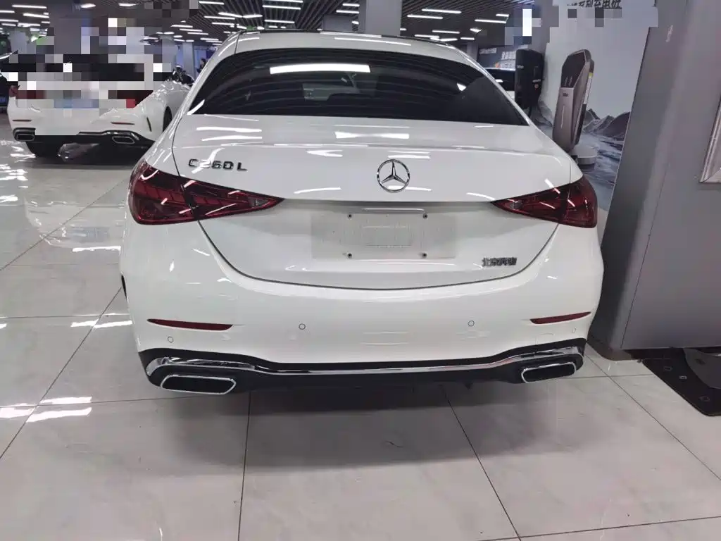 Mercedes-Benz C-Class — миниатюра 9