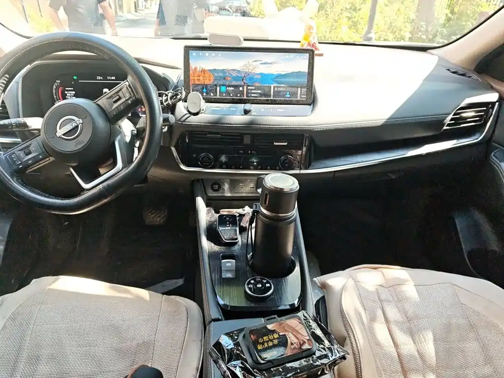 Nissan X-Trail — миниатюра 14