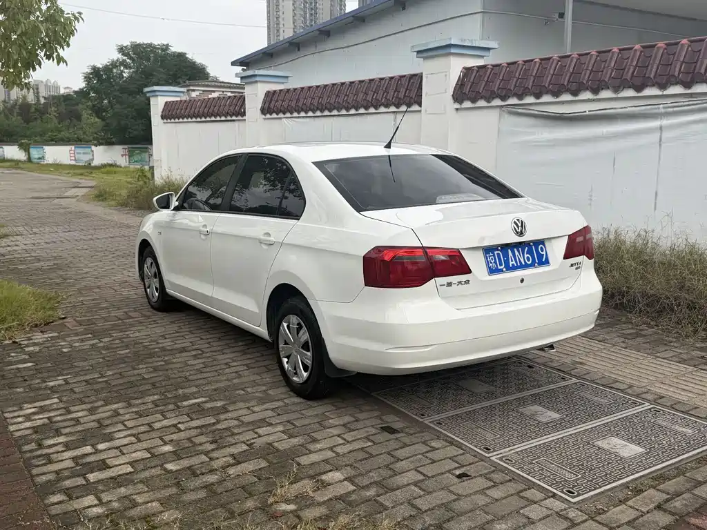 Volkswagen Jetta — миниатюра 9