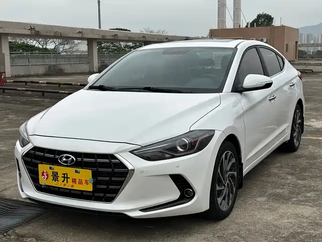 Hyundai Elantra Langdong