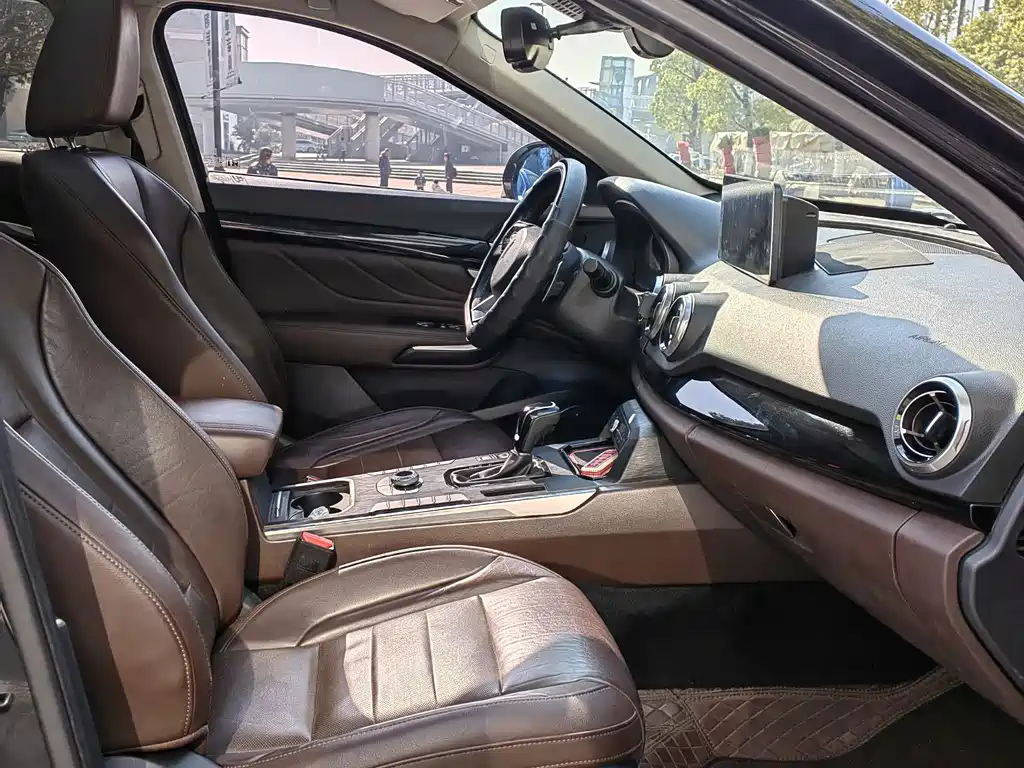 WEI PAI WEI BRAND VV7