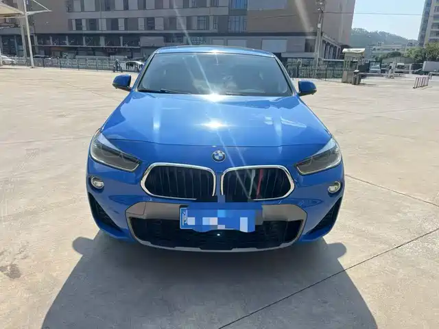 BMW X2