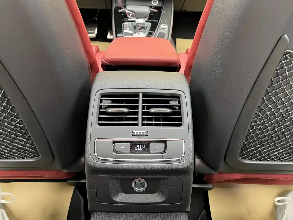 Audi S4 — миниатюра 27