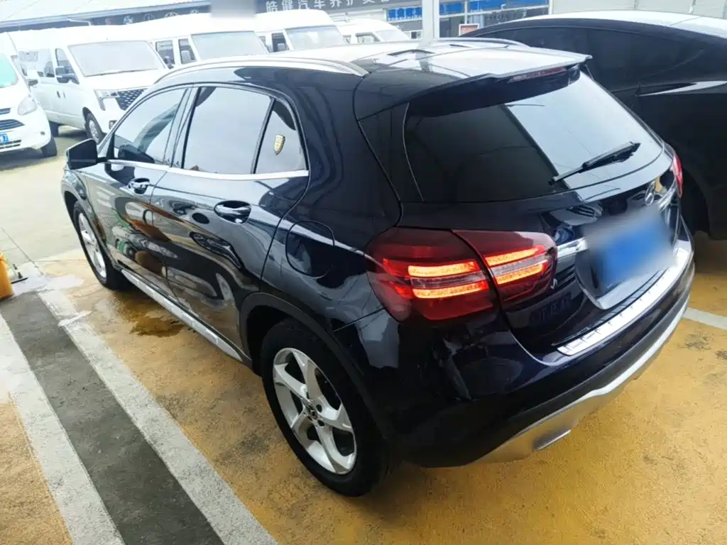 Mercedes-Benz GLA — миниатюра 5