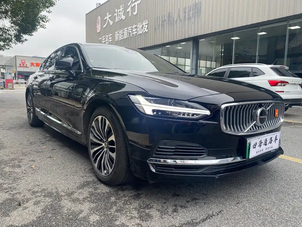 Volvo S90 PHEV — миниатюра 3