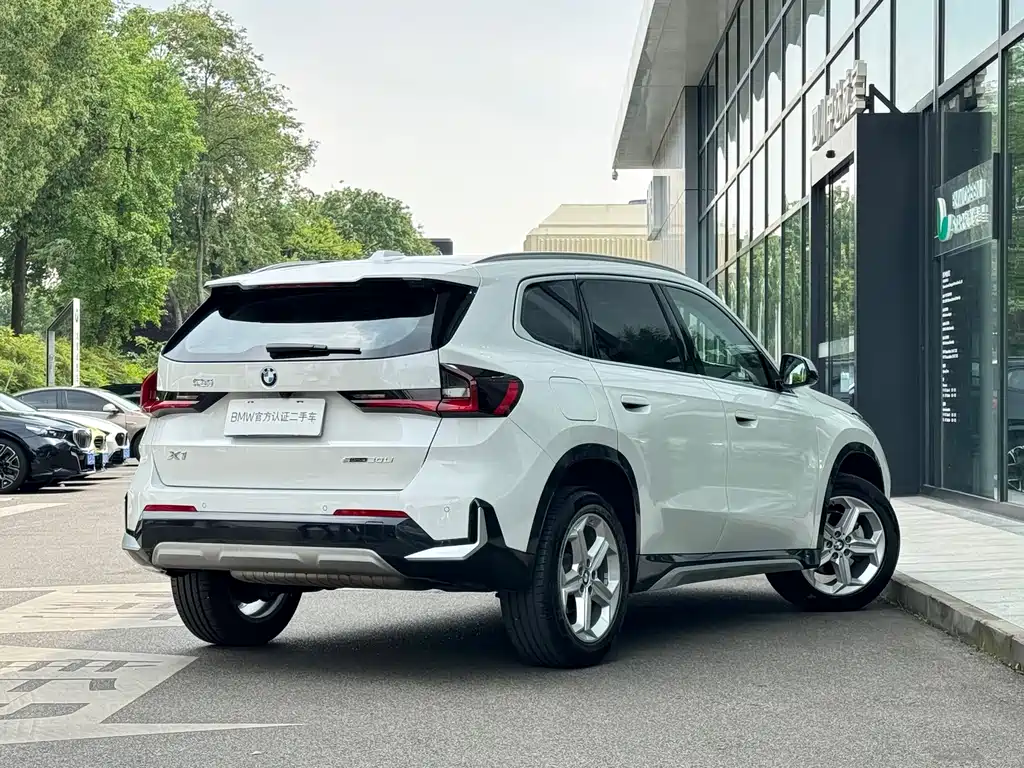 BMW X1 2024 sDrive20Li X