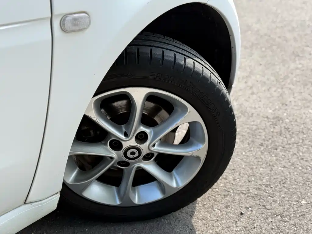 Smart fortwo 2018 1.0L 52 V