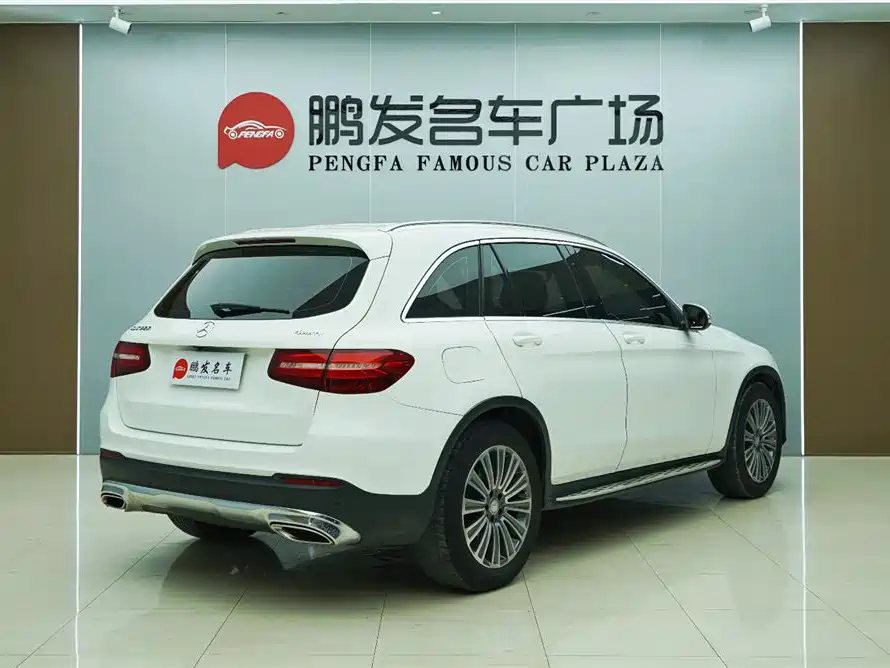 MERCEDES-BENZ GLC