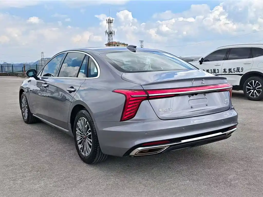 Hongqi Hongqi H5 — миниатюра 4