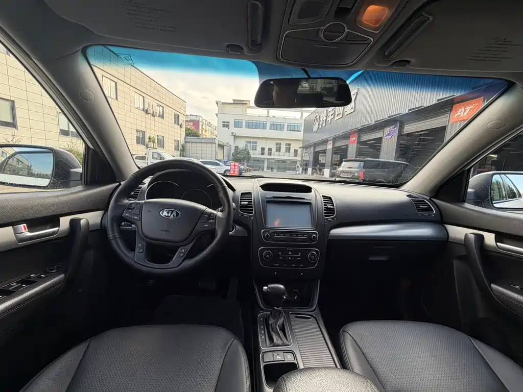 Kia Sorento — миниатюра 7
