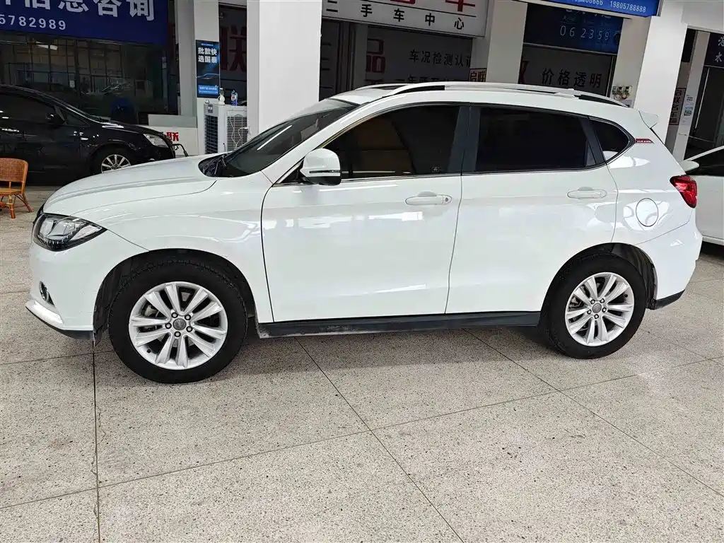 Haval H2 2016 1.5T AT Luxury