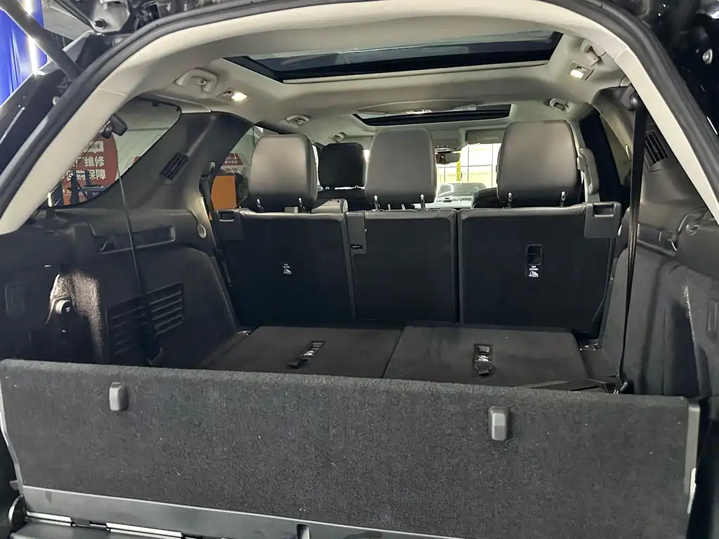 Land Rover Discovery — миниатюра 11