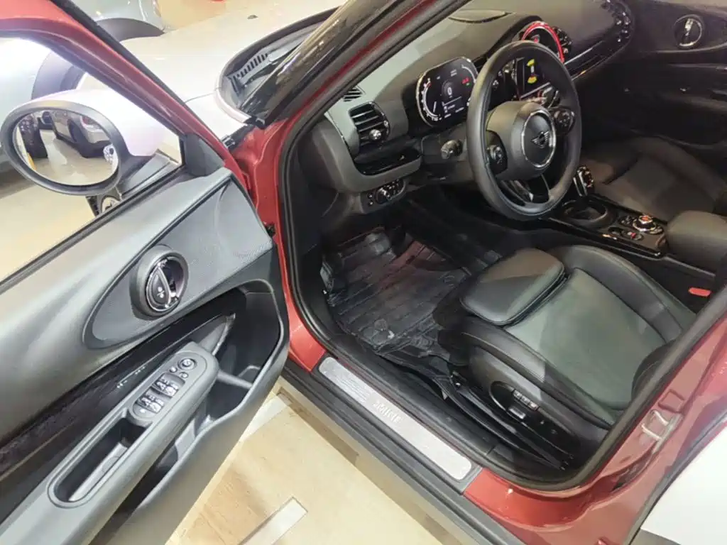 MINI Mini Clubman — миниатюра 16