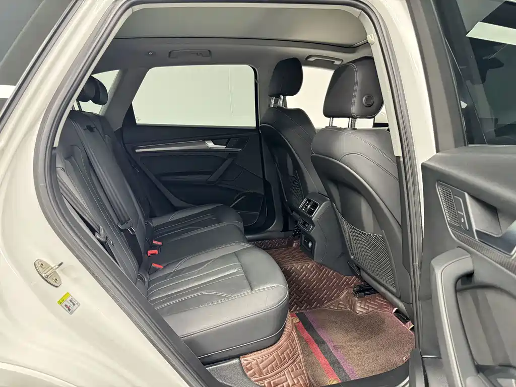 Audi Q5L — миниатюра 16