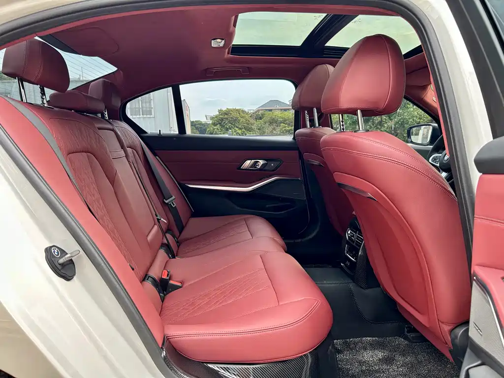BMW 3 Series — миниатюра 14
