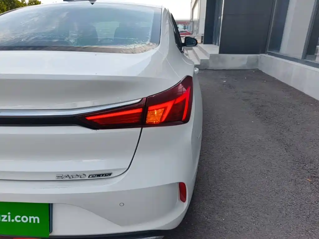 Changan Eado — миниатюра 8