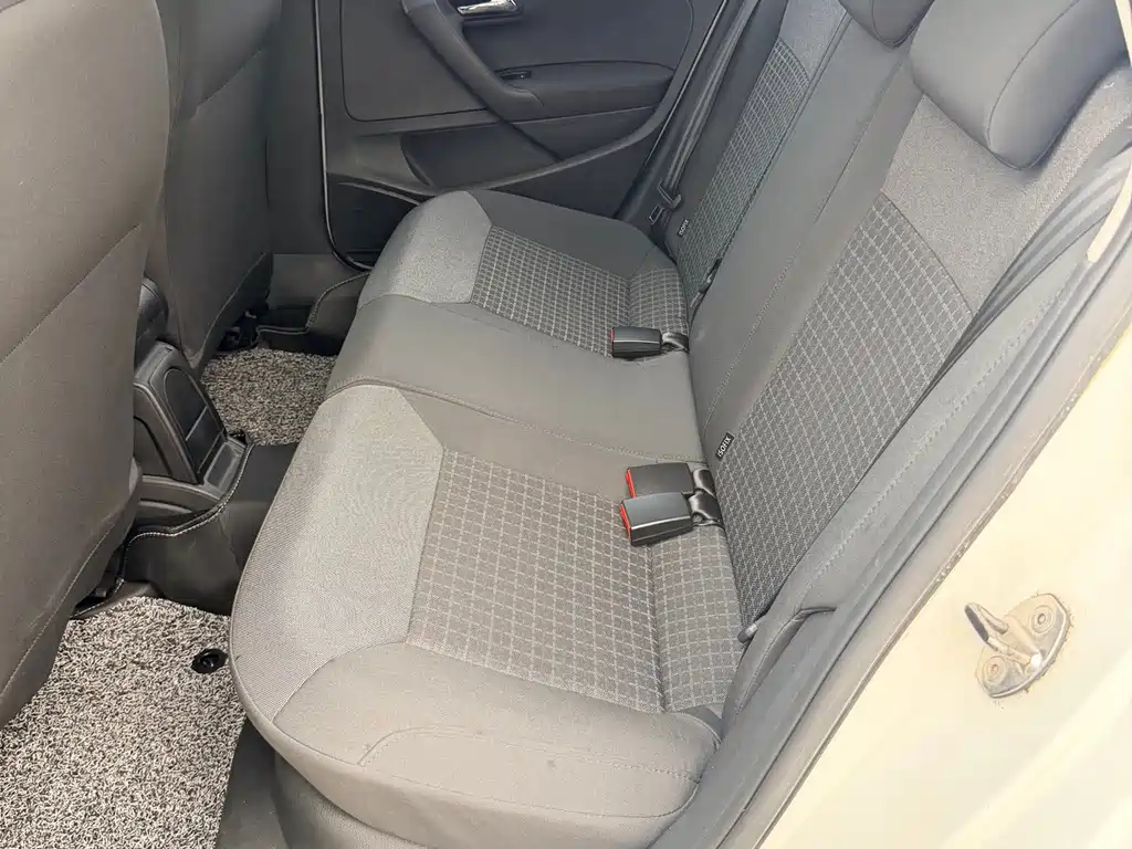 Volkswagen Polo — миниатюра 16