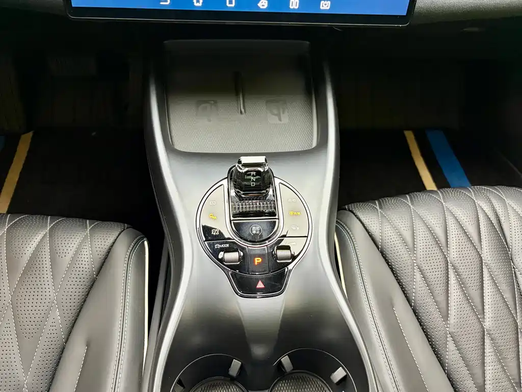 BYD Seal — миниатюра 13