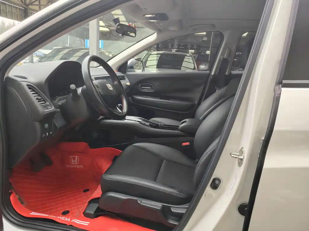 Honda Vezel 2022 1.5L CVT