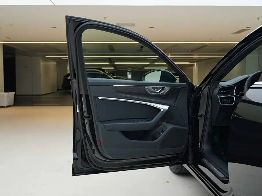 Audi A6L — миниатюра 16