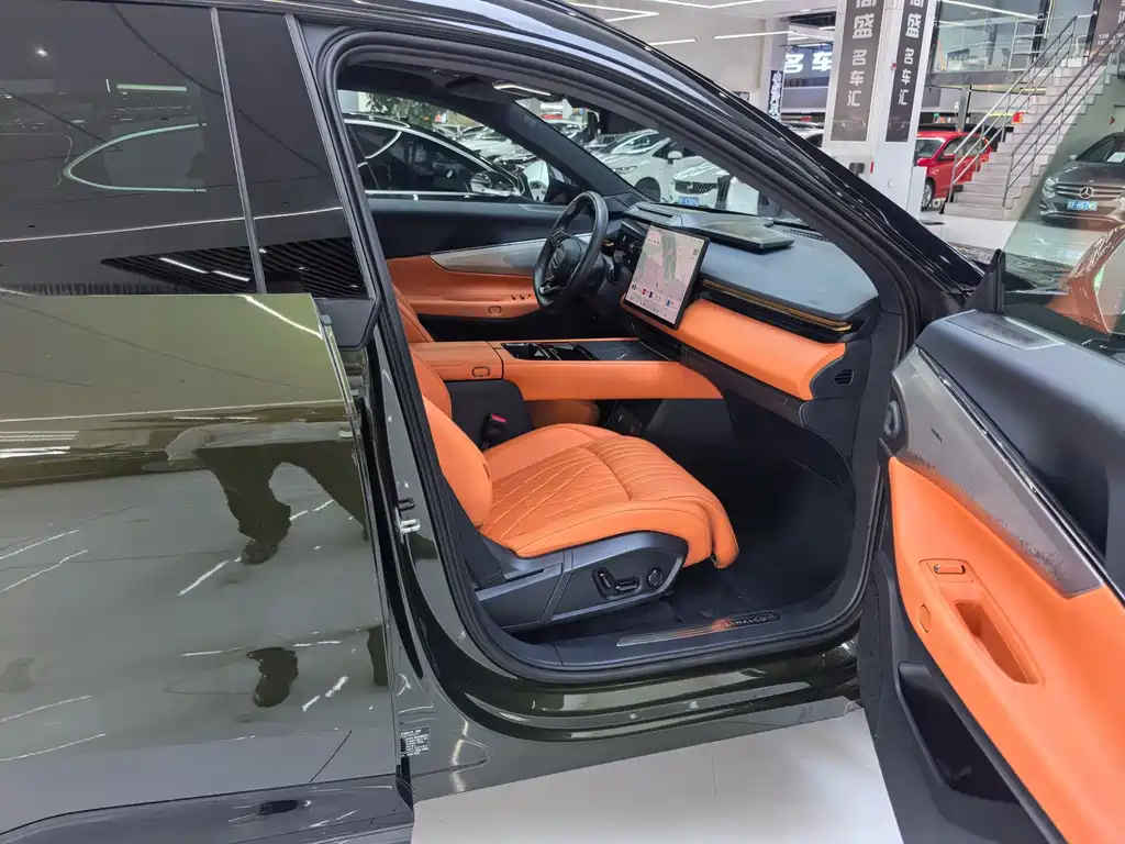 Lynk & Co 08 EM-P — миниатюра 15