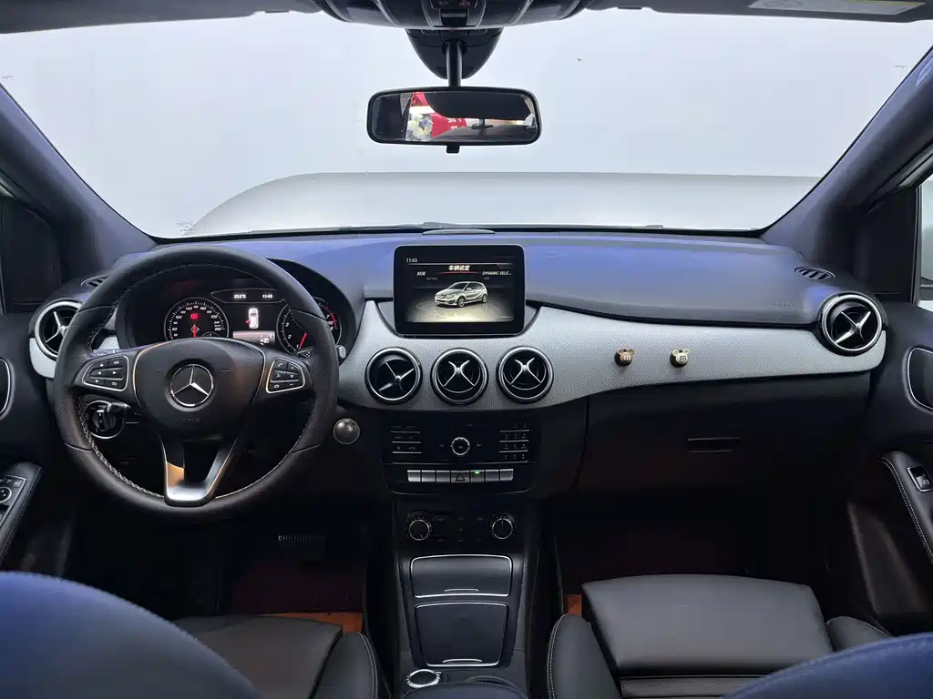 Mercedes-Benz B-Class — миниатюра 8