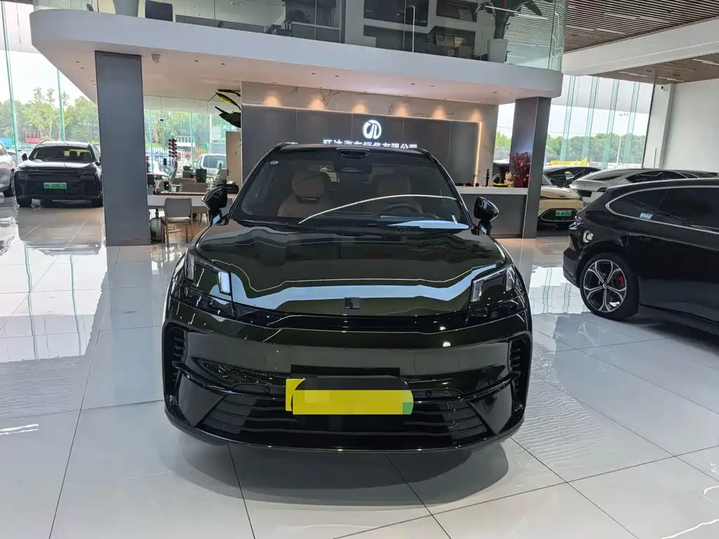 Lynk & Co 08 EM-P — миниатюра 2