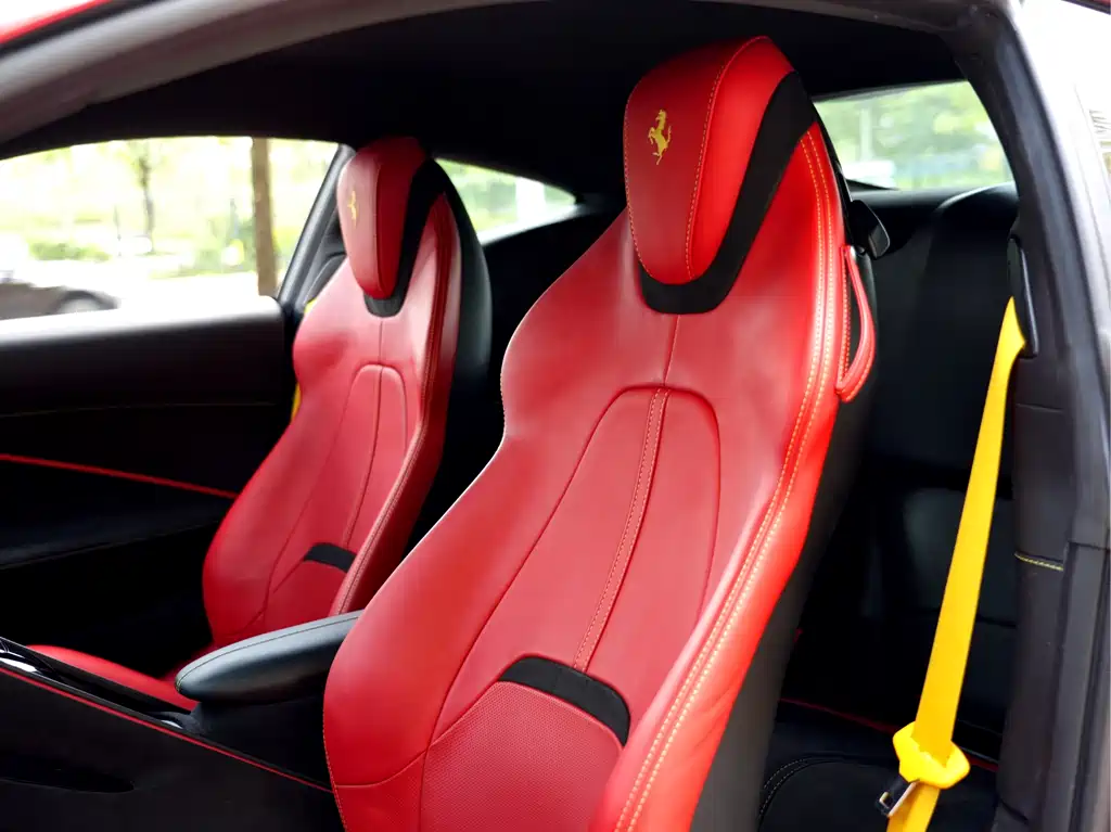 Ferrari Roma 3.9T V8, фото 12